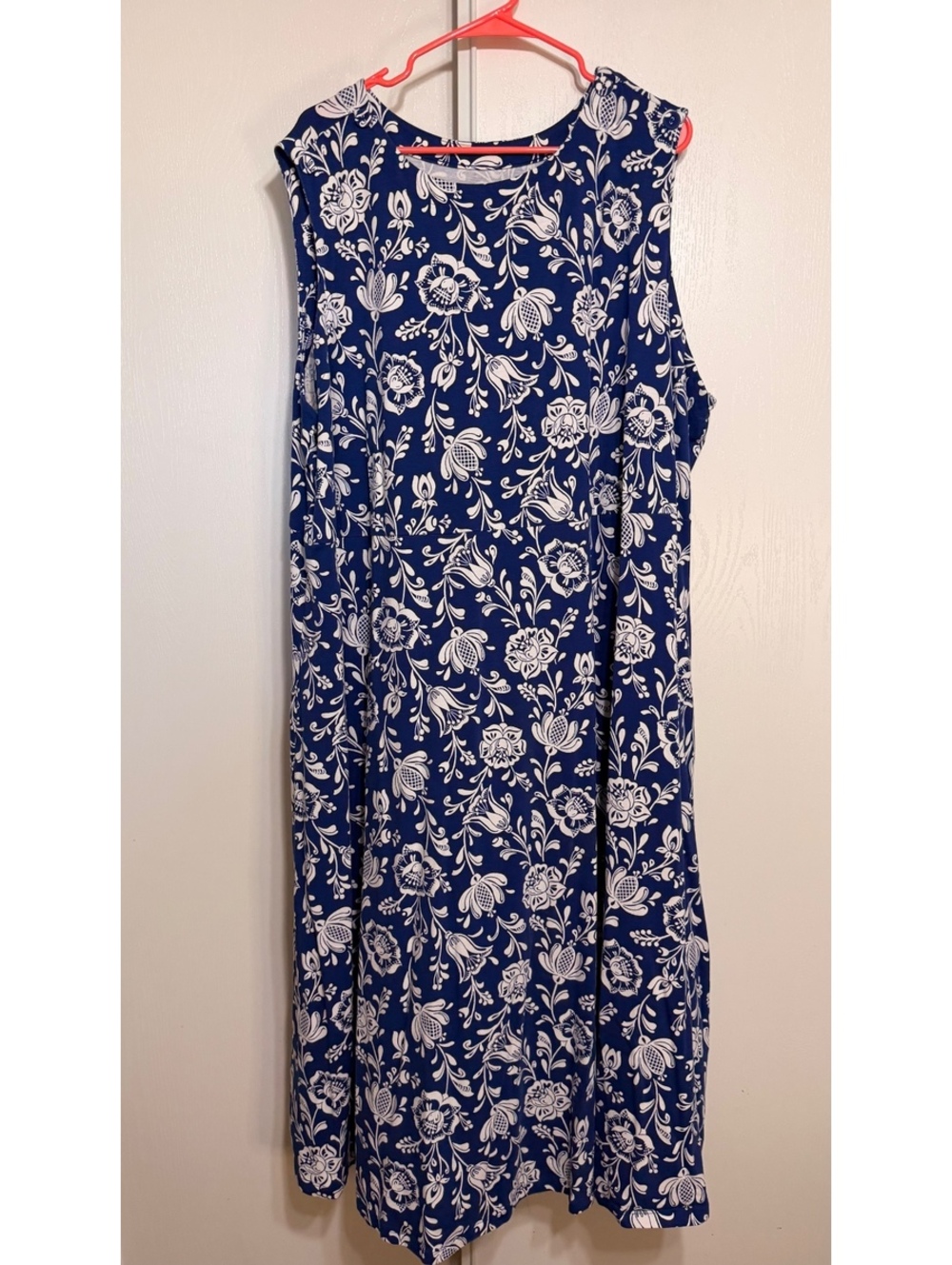 Croft & Barrow Women's 4X Navy Blue and White Floral Sleeveless Dress